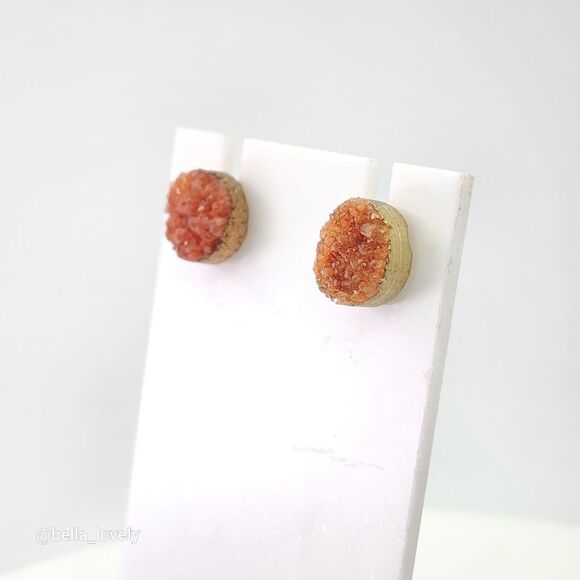 Small Orange Red Crystal Agate Druzy Quartz Geode Round Stud Earrings 0.4" - Picture 2 of 4